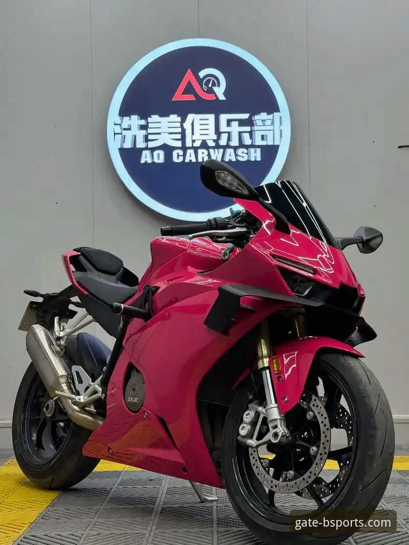 揭秘张雪机车匈牙利站惊天逆转：最后一圈连超2人，中国车队首冠背后的秘密